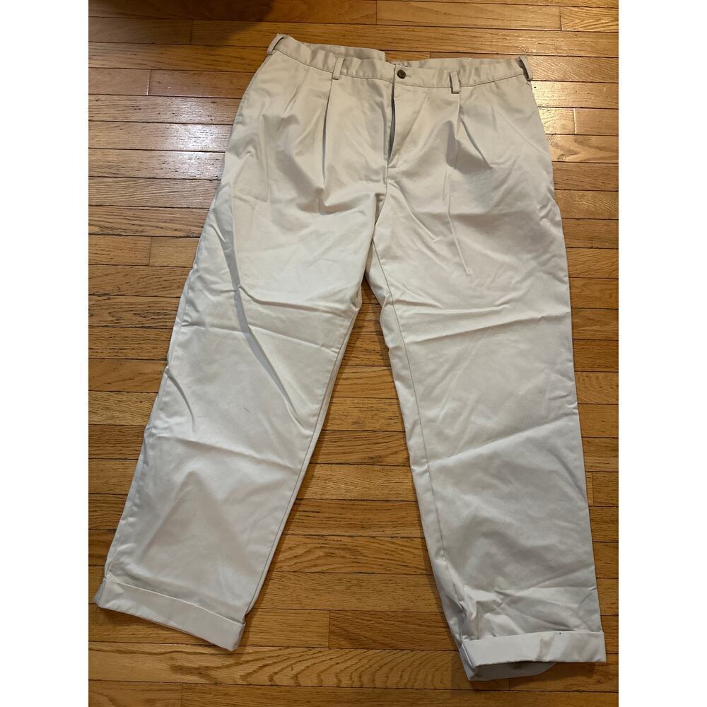 Men’s Size 38x32 Izod Khaki Pants